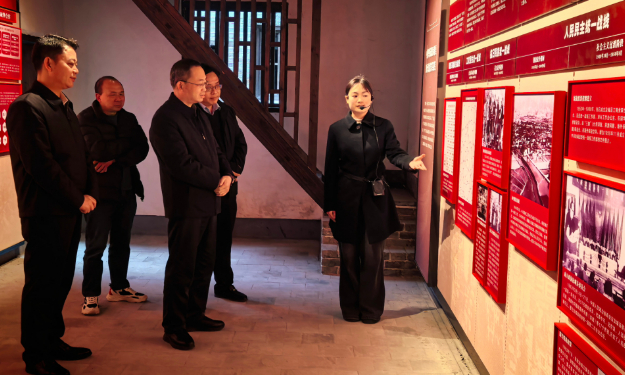 凝心聚力 推动乡村振兴与民族团结互促共进